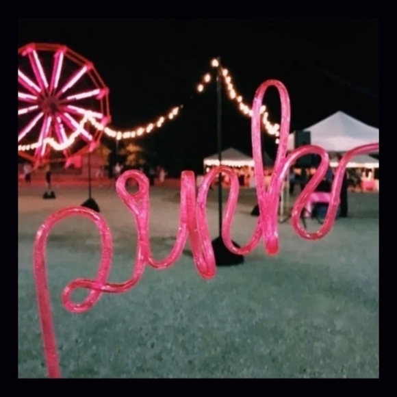 Victoria’s Secret Pink Crazy Straw - Picture 2 of 4